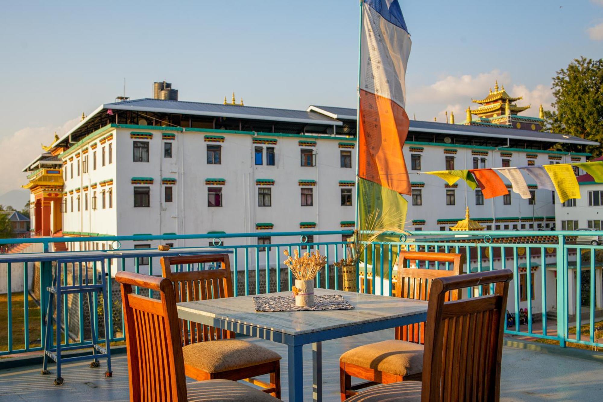 Отель Chokling Arthouse - The Treasure Of Himalayas Бир Экстерьер фото